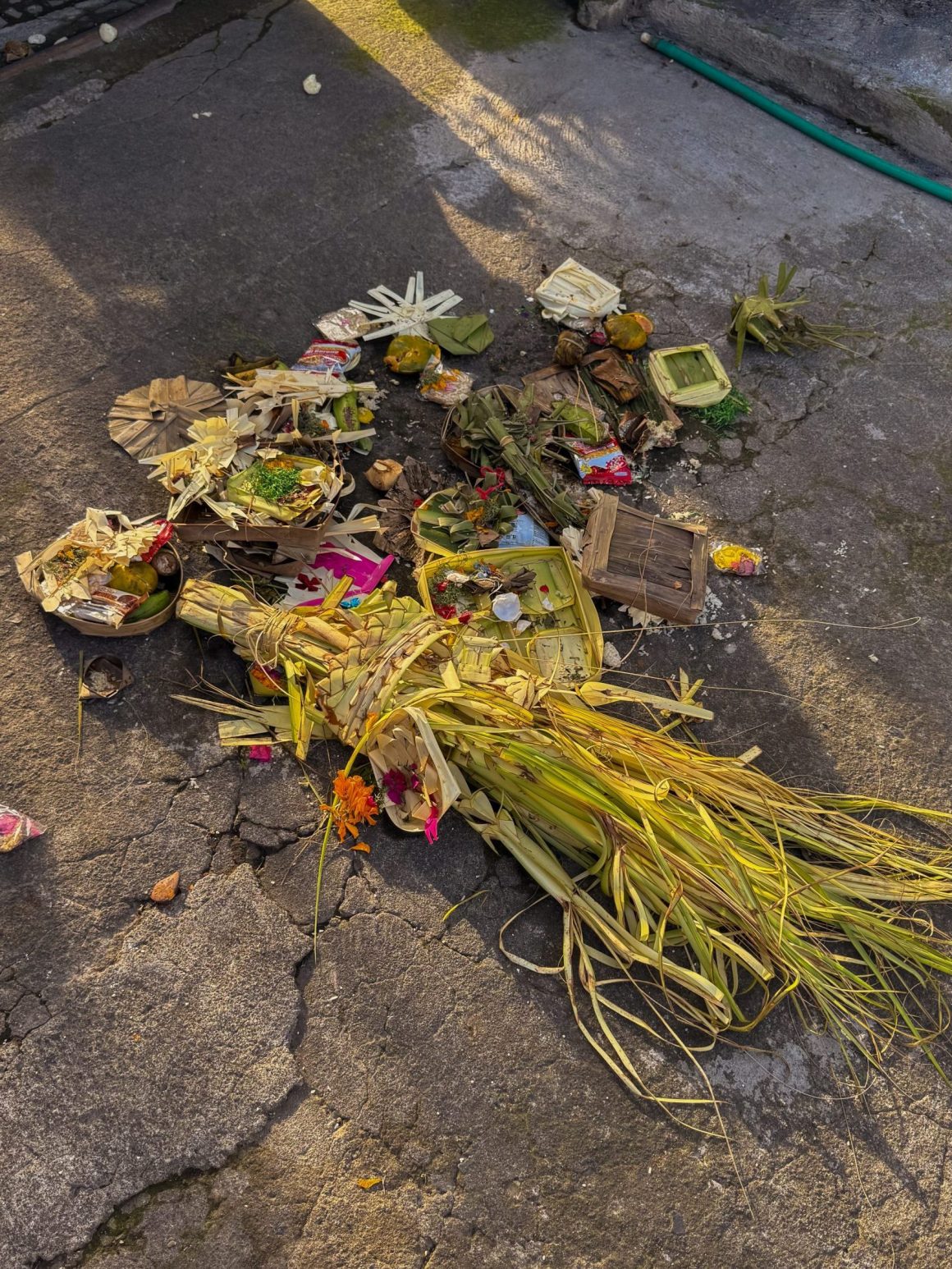 galungan-bali-offerte-religiose